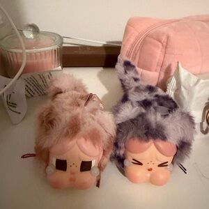 Popmart crybaby pink cutie / neon cutie wild but cutie